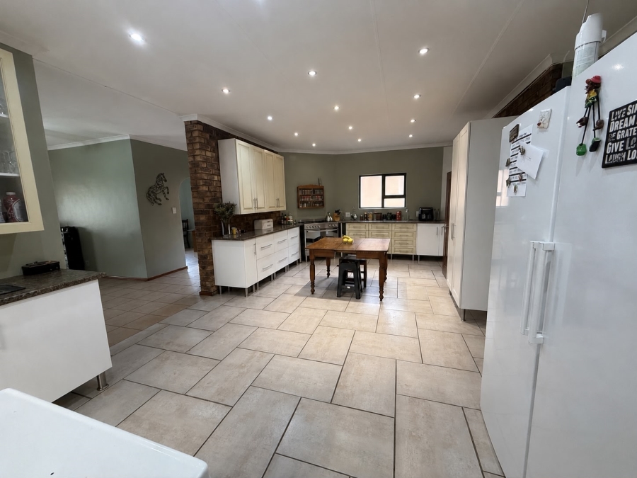 3 Bedroom Property for Sale in Bodorp North West